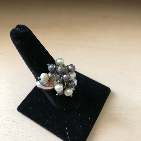 Ring - Picture 4 of 4